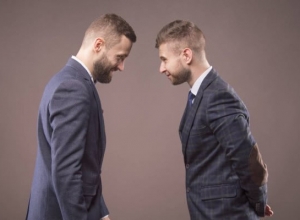 在美国LAWYER 与 ATTORNEY的区别